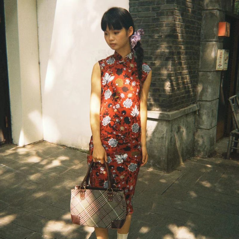 THE SUE SET in Dahlia