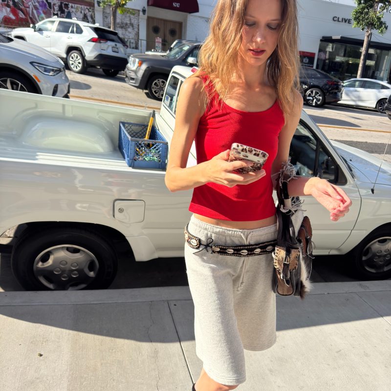BASIC No.008 in tomato + Ami Pants (short)